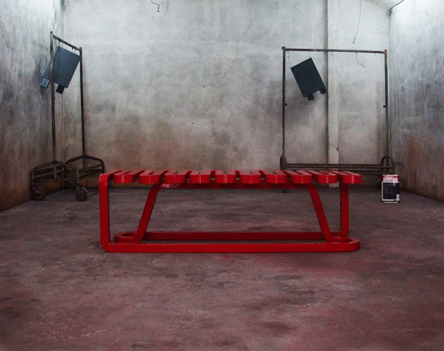 Serpentina Bench by Mula Preta Design